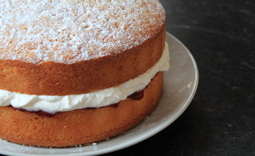 Classic Victoria Sponge Cake